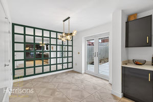 Photo 5- click for photo gallery